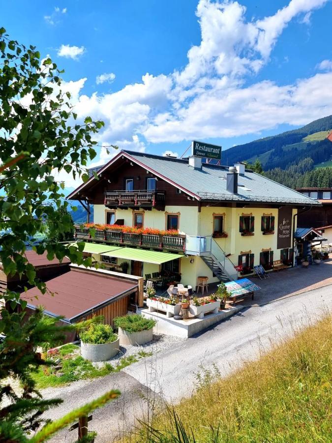 Klausner Hotel มิทเทอร์ซิลล์ ภายนอก รูปภาพ