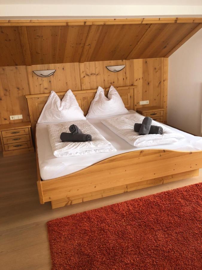 Klausner Hotel มิทเทอร์ซิลล์ ภายนอก รูปภาพ
